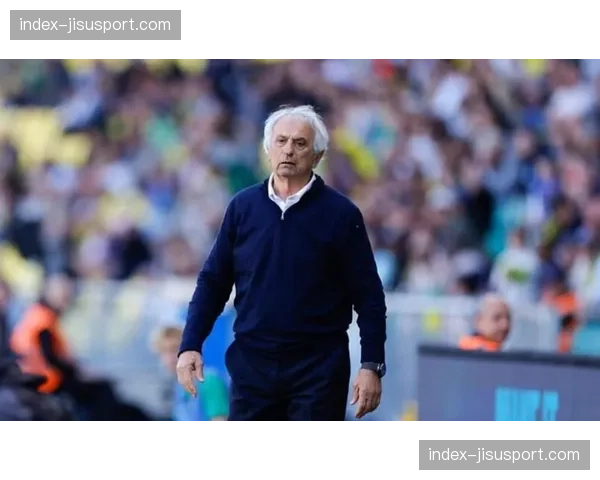 裁判承认误判南特球员红牌，赛后要求改回黄牌引争议